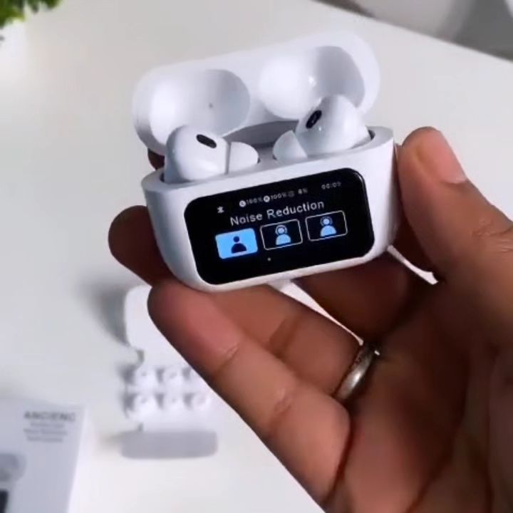 سماعات أذن بشاشة LED